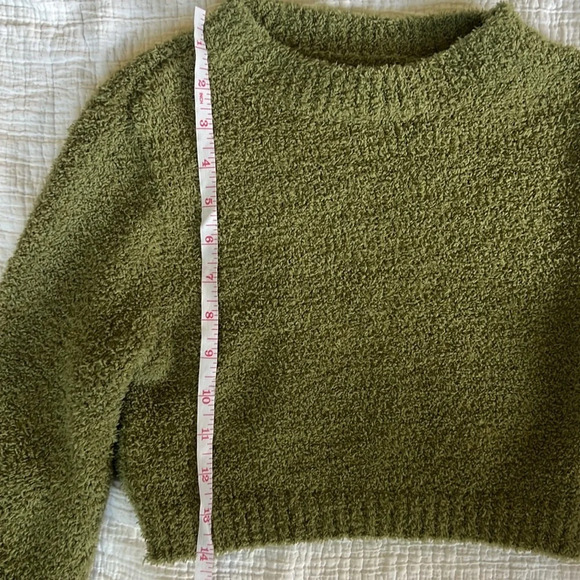 NWT Edikted crop chenille green sweater soft cozy warm dainty Y2K bop college - Picture 6 of 7
